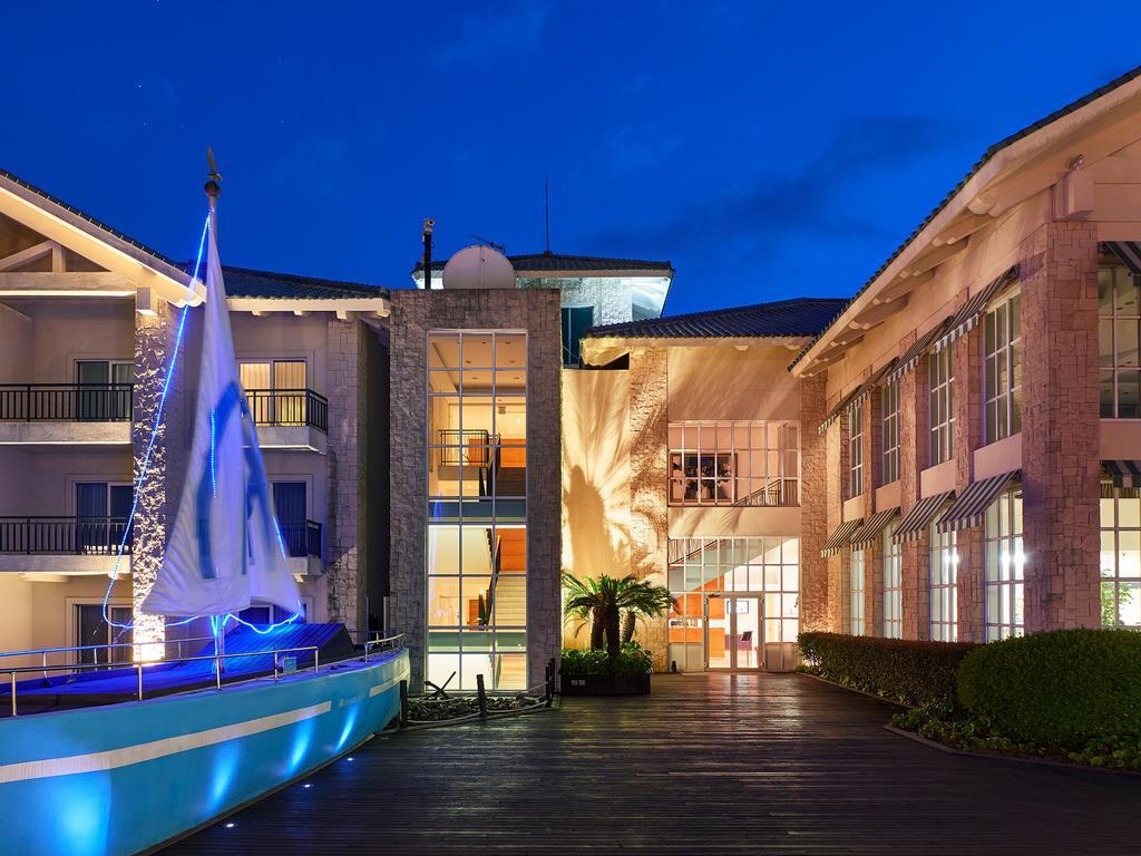 The Suites Hotel Jeju Seogwipo Exterior foto